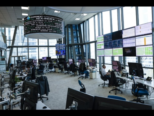 Borsa: l'Europa in avvio è debole, Francoforte -0,02%