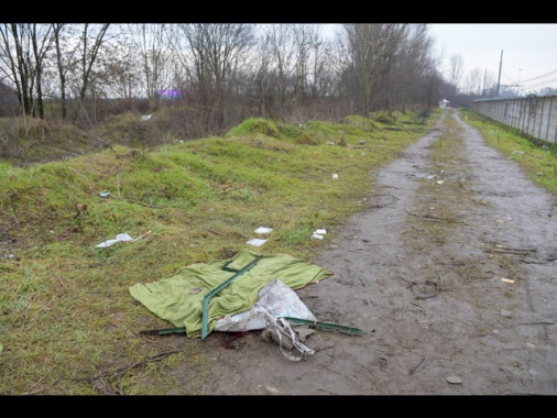 Testimone, 'Mansouri colpito da agente mentre stava scappando'