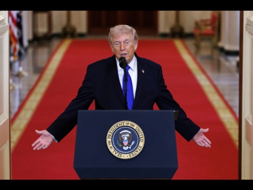 Trump, 'l'Iran vuole un accordo più di quanto lo voglia io'