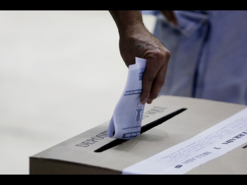 Elezioni legislative in Colombia, al via il conteggio dei voti