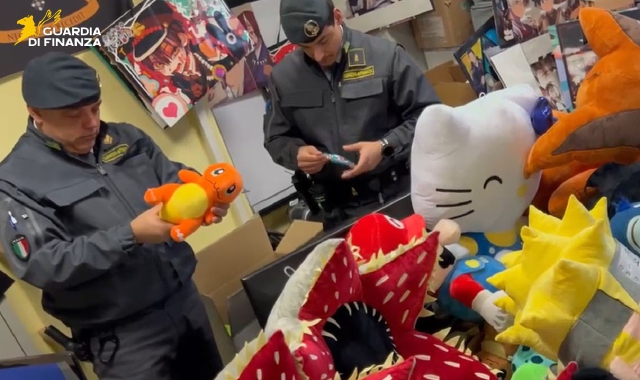 I peluche sequestrati dalla Guardia di finanza erano perfetta riproduzione di quelli di marca