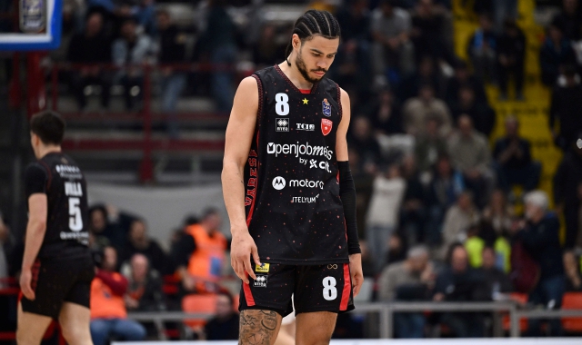 OJM non pervenuta, Napoli dilaga