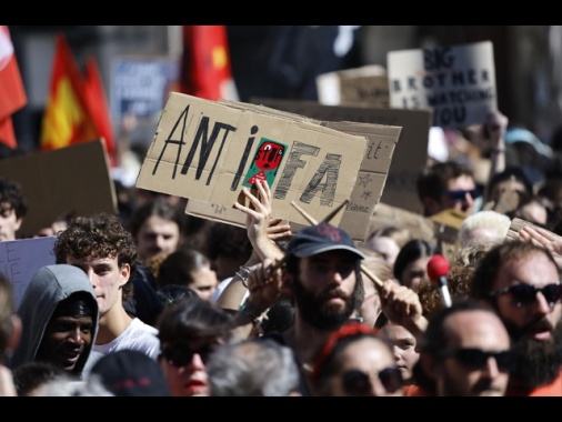Zoffili, dalla Lega una legge per dichiarare terroristi gli Antifa e gli anarchici