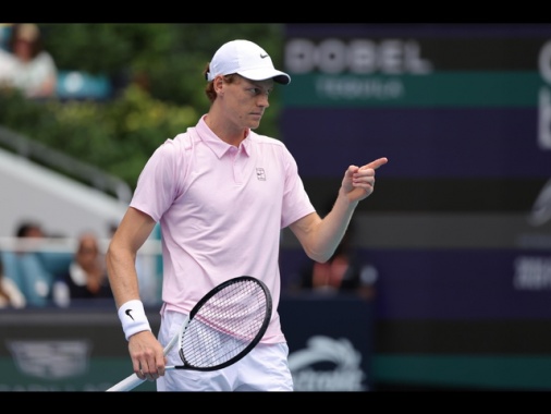 Tennis: Miami; piove di nuovo, finale sospesa con Sinner avanti 6-4