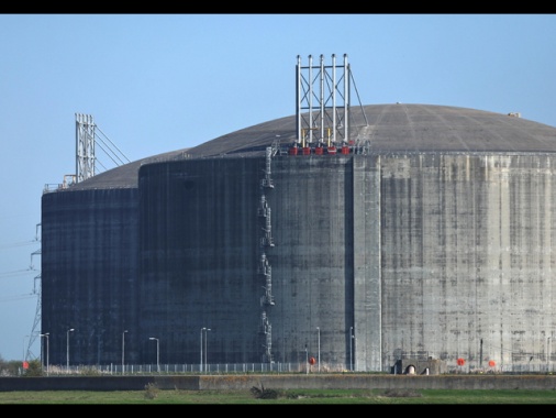 Moody's, se chiuso a lungo Hormuz gas potenzialmente a 100 euro