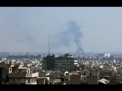 Iran, attacchi 'devastanti' contro Usa e Israele dopo minacce Trump