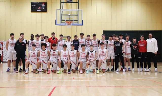 Giovani leggende, le straniere dettano subito legge