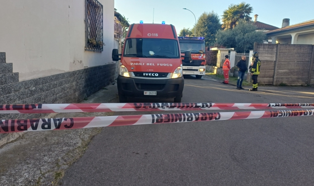 Alba di fuoco, paura a Canegrate