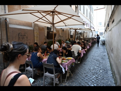 In vigore da oggi le nuove norme su recensioni per alberghi e ristoranti