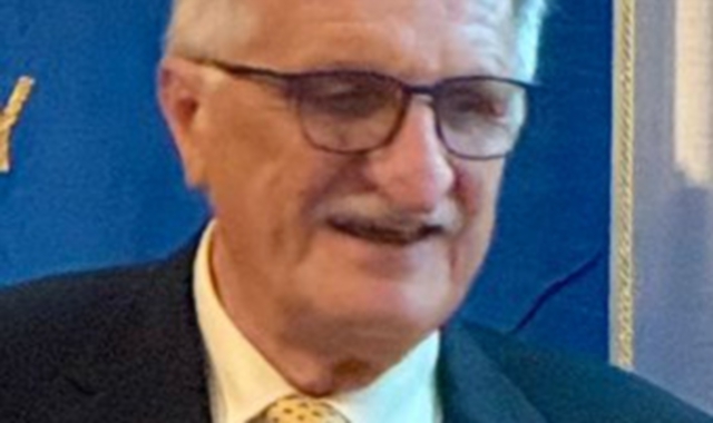 Silvio Pezzotta (a sinistra) è la risposta di Forza Italia a Fratelli d’Italia che ripropone Daniele Consonni (a destra). Sotto, Alberto Barcaro: voce critica