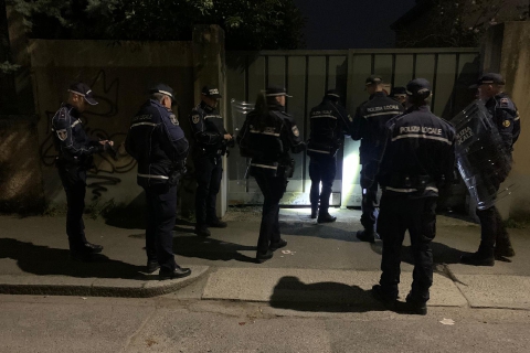 Sgombero in via Venegoni: identificato un irregolare, scatta l’espulsione