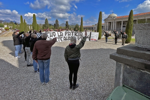 Apologia di fascismo, perquisizioni fra Varesotto e Comasco