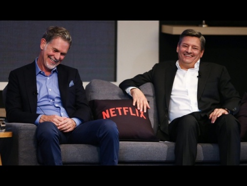 Netflix, Hastings lascia e il titolo sprofonda in Borsa