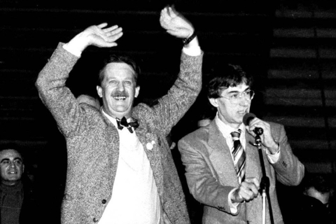 «Tutti sotto una sola bandiera»