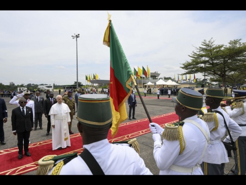 Il Papa, non è mio interesse dibattere con Trump