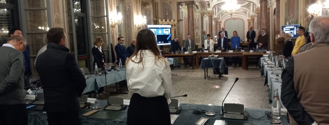 In Consiglio un minuto di silenzio per Umberto Bossi