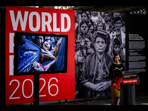 La foto di una famiglia di migranti separata dall'Ice vince il World Press Photo