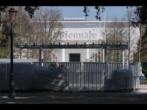 Giuria Biennale Arte, 'Israele e Russia esclusi dai premi'