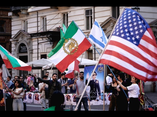 Trump, 'voglio un accordo con l'Iran che duri, non ho fretta'