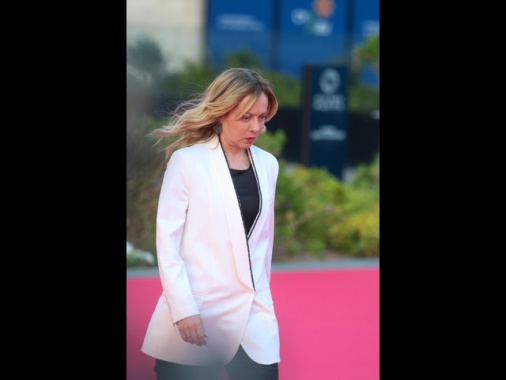 Meloni su Crans-Montana, dalla Svizzera ignobile richiesta, la respingeremo