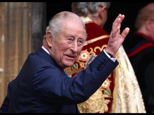 Tè e parata militare, la prima visita di re Carlo alla Casa Bianca