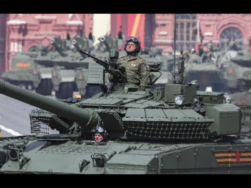 Mosca, il 9 maggio si terrà una parata militare nella Piazza Rossa