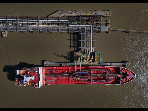 Il petrolio è in rialzo a New York, il Wti sale del 3,09% a 104,30 dollari