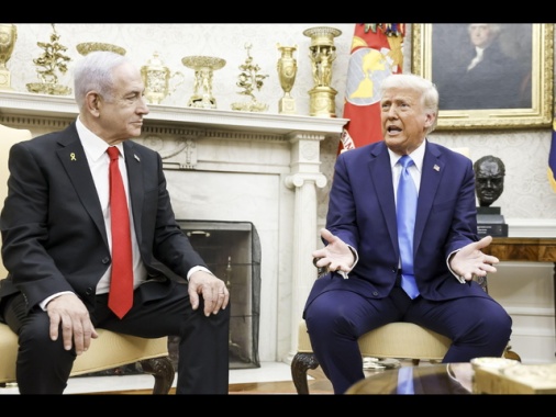 Netanyahu, 'consapevoli della situazione in Iran, parlerò oggi con Trump'