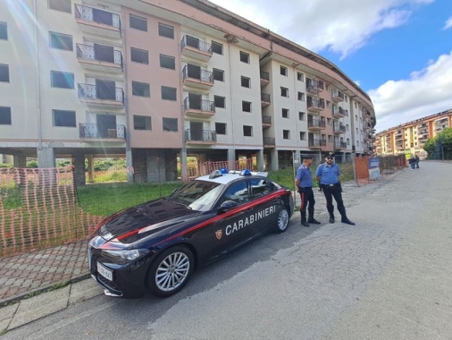 Duplice omicidio nel Napoletano, donne uccise in giorni diversi