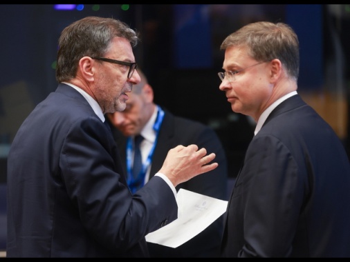 Dombrovskis, 'stiamo esaminando la richiesta di deroga dell'Italia'
