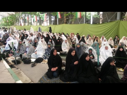 Docente iraniana, 'le grandi città si spopolano, migliaia i licenziati'