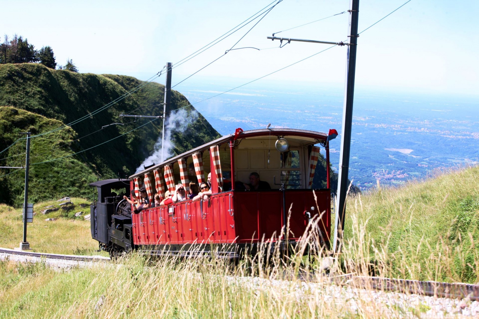 Monte-Generoso-estate-oltre-confine-tra-eventi-e-panorami-wow-6a0dba9af288f3.jpg