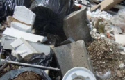 Discarica al Parco Pineta. Smascherato