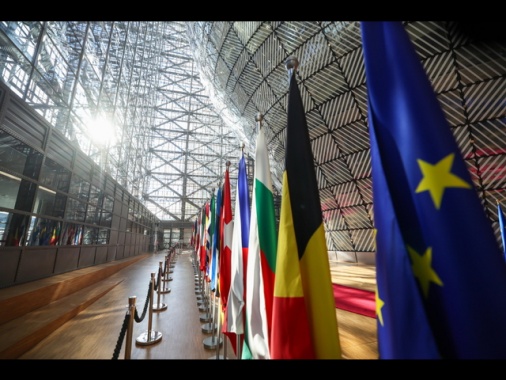 Ue, 'appoggiamo la lettera di Zelensky, Ucraina ed Europa per la pace'