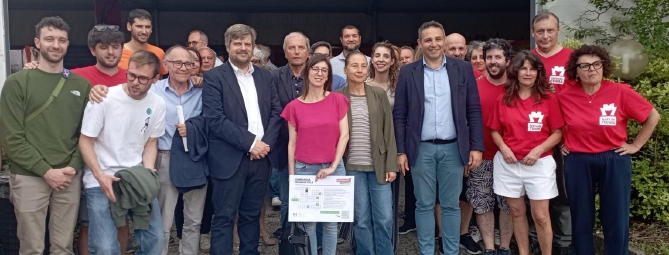 Festa dell’Unità alla Schiranna, inaugurazione con tovaglietta