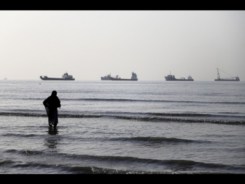 ++ Centcom, 'abbattuti droni iraniani nello stretto di Hormuz' ++