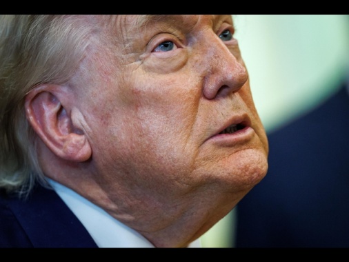 Trump a Iran, 'avete lanciato i vostri missili, basta. Tornate a trattare'