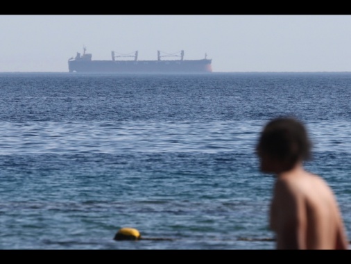 Teheran minaccia, oltre Hormuz possiamo bloccare anche Bab al-Mandab