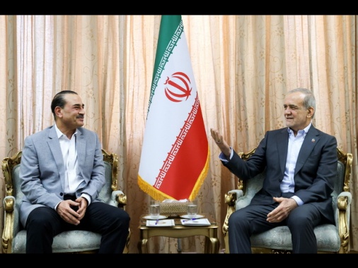 Pezeshkian, l'Iran non abbandona nè i negoziati nè il campo di battaglia