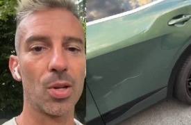A Verbania per beneficenza, gli rigano l’auto: Melandri furibondo