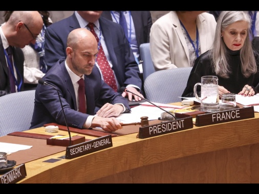 'Sanzioni Francia-Gb-Canada-Australia-N.Zelanda-Norvegia contro coloni violenti