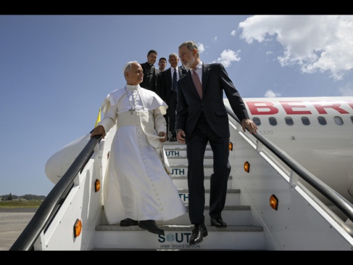 Il papa tornerà a Roma con l'aereo del re di Spagna